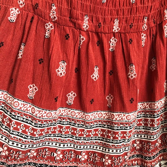 FOREVER 21 Off Shoulder Top - Picture 6 of 6